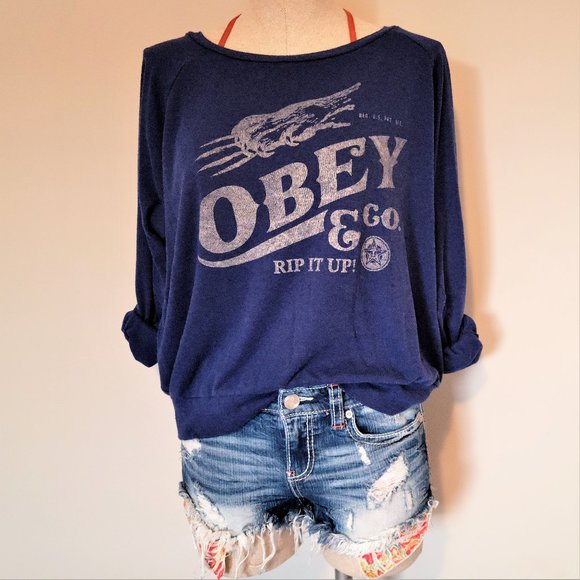Obey Tops - Buckle Obey Leightweight Sweatshirt L